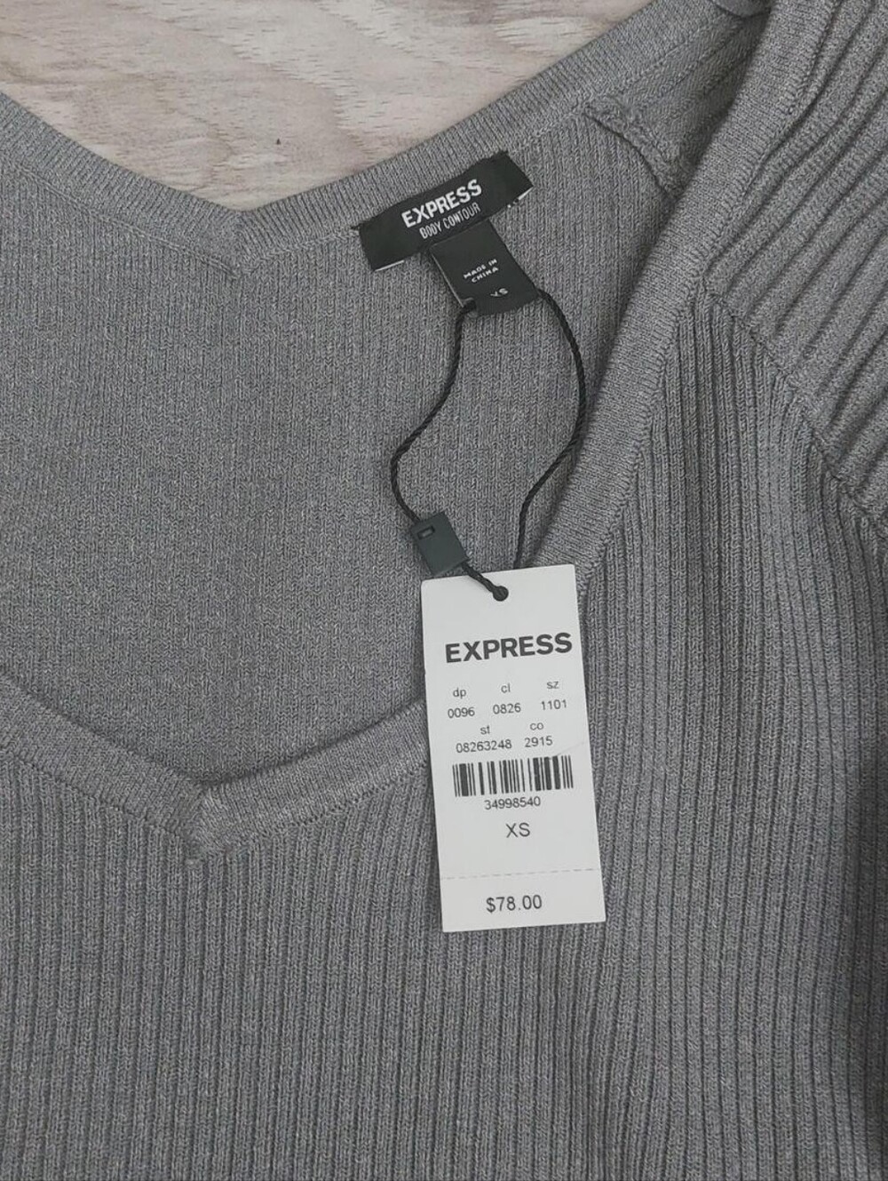 Express Gray Ribbed V-Neck Sweater - Picture 6 of 7